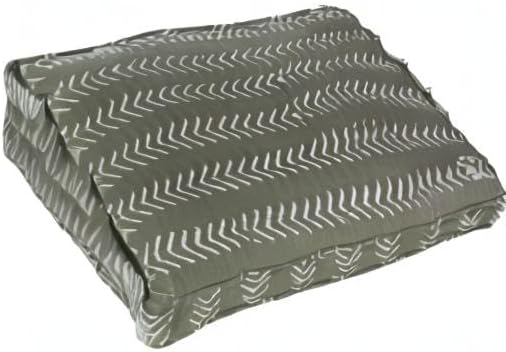 Molly Mutt Sheepy Wool-Filled Crate Pad, GOTS-Certified 100% Organic Cotton Canvas Cover with Soft 100% Natural Wool Insert, Ideal for Dog Bed or Kennel, Forever Young, 30" x 21" x 2.5"