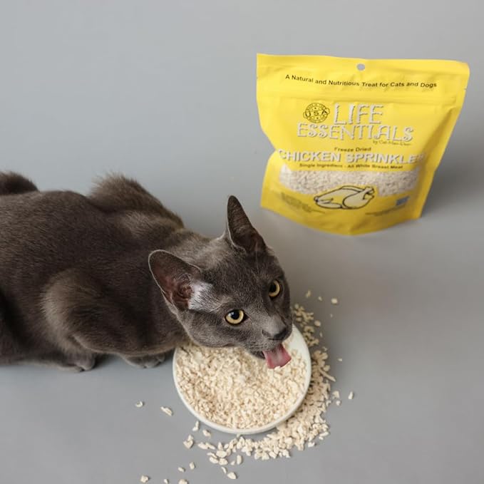 Life Essentials by Cat-Man-Doo Freeze Dried Chicken Sprinkles Dog & Cat Treats, Healthy Single Ingredient Training Treats for Dogs, Puppies & Cats, Made with Real Chicken – 5 oz (2 Pack)