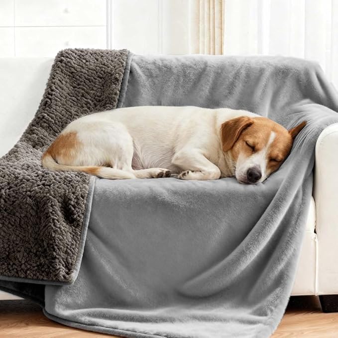 Lekereise Reversible Waterproof Dog Blanket, Super Soft Scratch-Resistant Pet Blanket, Washable Leak-Proof Cover for Sofa Bed Car Seat, for Cats to Large Dogs (Gray, 85" x 59")