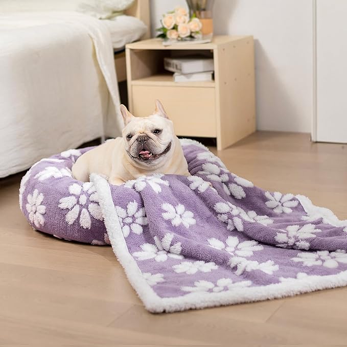 Donut Dog Beds for Medium Dogs, Calming Round Cat Beds for Indoor Cats, Cute 3D Textured Flower Pet Bed with Removable Washable Cover and Anti-Slip Bottom（Purple，30"）