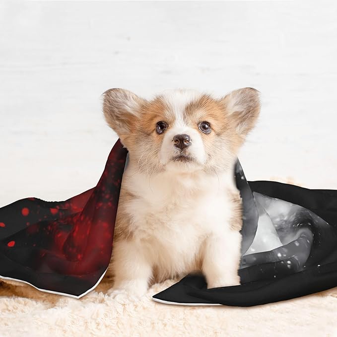 Waterproof Dog Blanket Soft Pet Blanket for Puppy Cat, Fleece Cat Throw Blankets for Furniture Bed Couch Sofa Reversible - Red and White Screaming Demon Skull