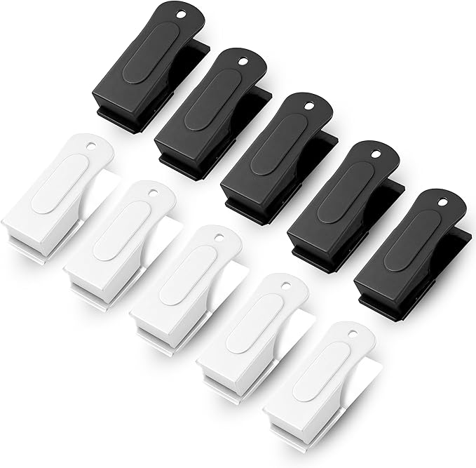 Metal Clickers for Dog Training – Dog Clicker for Training with Loud Crisp Sound for Behaviour Reward – Brass Style with Magnetic Clasp and Velvet Pouch – 10 Pack Pet Clicker