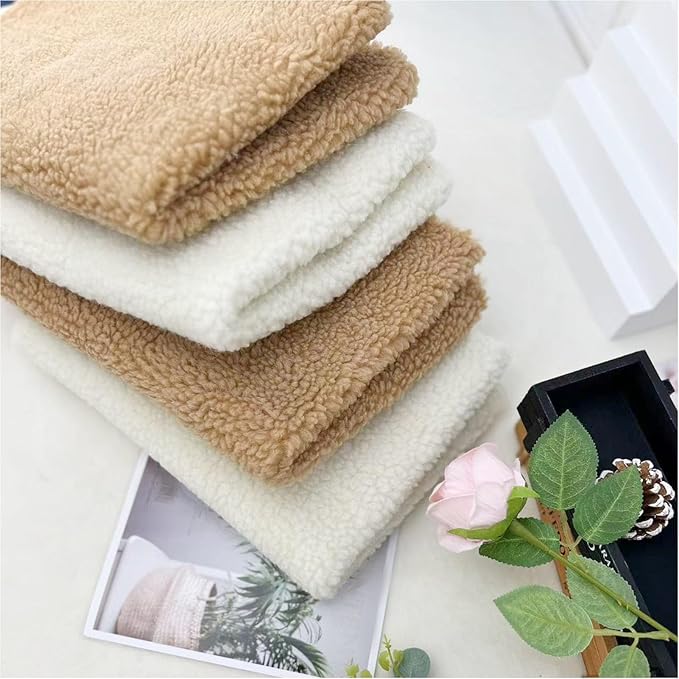 Dog Bed Pad Soft Comfortable Faux Lamb Wool Pet Sleeping Mat Durable Pet Bed Mat for Indoor Use Gift for Dogs Cats Small Medium Large Pets (White)