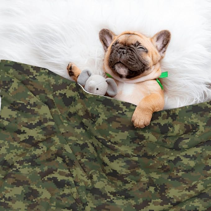 Double Sided Plush Pet Blanket with Cozy Dot Texture and Smooth Reverse, Camo Camouflage Hunting Green, Reversible Throw for Dogs Cats on Couches Beds Crates