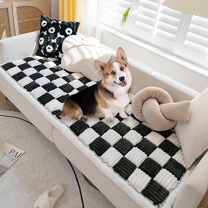 FunnyFuzzy Cream-Coloured Plaid Square Pet Mat Bed Couch Cover, Winter Thickened Dog Bed Cover Pet Blanket Sofa Couch Furniture Protector for Kids Dog Cat(Size:19.6 * 19.6 in,Color:Black)