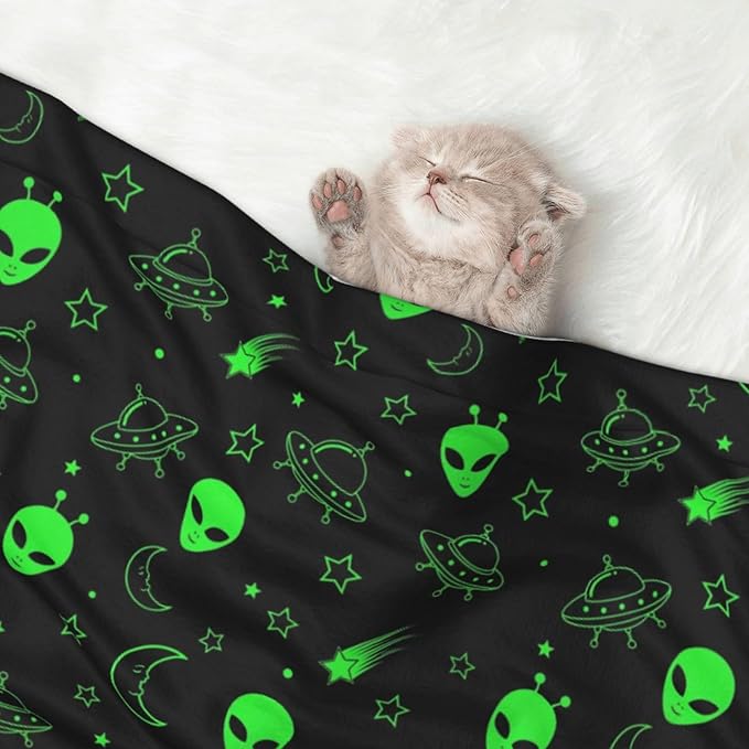 Reversible Plush Dot Pet Blanket for Dogs and Cats, Green Alien Moon Spaceships Planet Black, Ultra Soft Two Sided Design with Warm Fuzzy Side and Smooth Side for Comfort