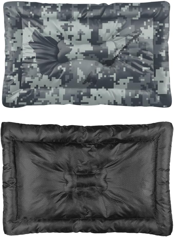 Grayscale Pixelated Camouflage Dog Beds & Furniture Outdoor Washable Dog Mat Pad for Crate Crate Pillow for Cages Non-Slip Bedding Easy Wash Bed Mats Bed Medium Sized Indoor Outdoor 24X18 Inch