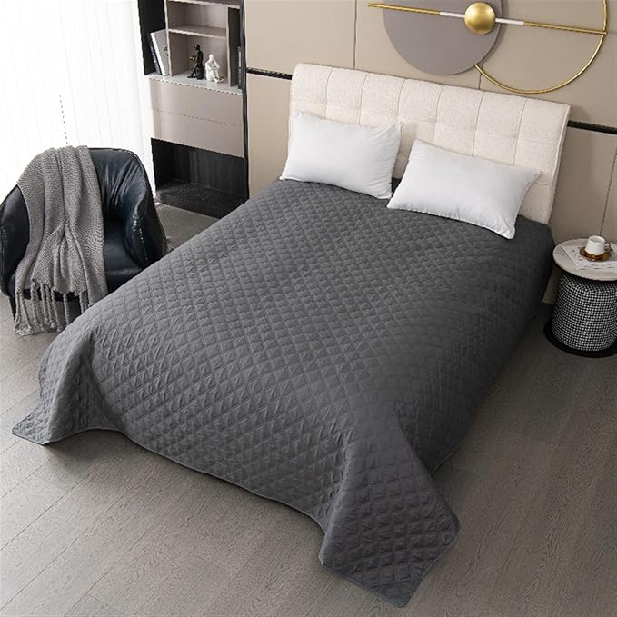 GIBZ Waterproof Dog Bed Cover Anti Slip Pet Furniture Protector Blanket Washable Thick Quilted Mat, Red, 218x208cm