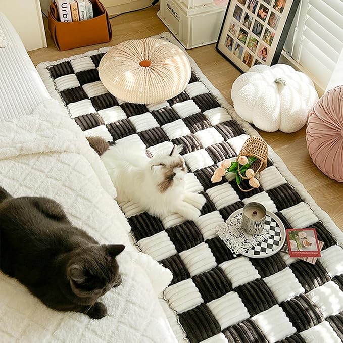 FunnyFuzzy Cream-Coloured Plaid Square Pet Mat Bed Couch Cover, Winter Thickened Dog Bed Cover Pet Blanket Sofa Couch Furniture Protector for Kids Dog Cat(Size:17.7 * 17.7 in,Color:Black)