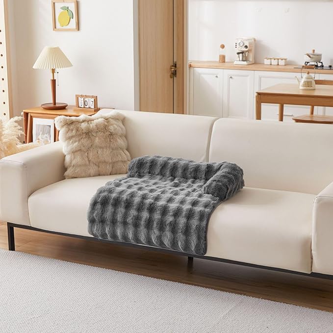 Calming Dog Bed Mat, Fluffy Fuzzy Couch Cover for Sofa, Winter Thickened Pet Mat with Anti-Slip Bottom Warm Soft Cushion Washable Pet Bed for Small Dogs and Cats (Gray, 90x90cm/35.4x35.4in)