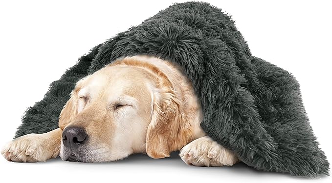 The Dog’s Blanket – Faux Fur Dog Blanket, Grey, XL, 38x54
