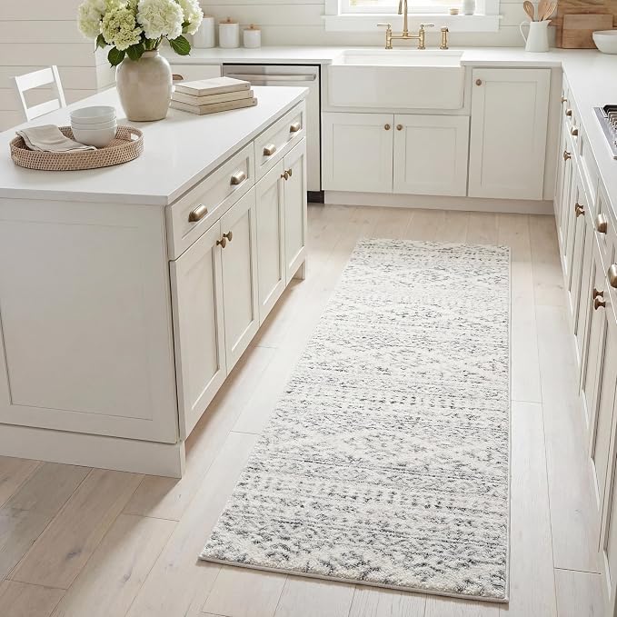 SAFAVIEH Tulum Collection Runner Rug