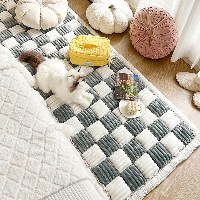 FunnyFuzzy Cream-Coloured Plaid Square Pet Mat Bed Couch Cover, Winter Thickened Dog Bed Cover Pet Blanket Sofa Couch Furniture Protector for Kids Dog Cat(Size:27.6 * 70.9 in,Color:Grey)