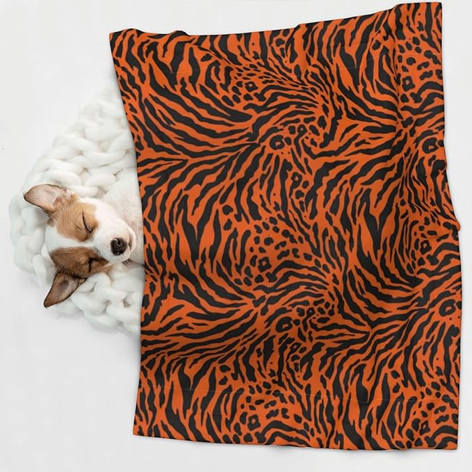 Two Sided Pet Cuddler Blanket for Anxiety Calming, 3D Realistic Cheetah Leopard Print, Reversible Plush Design with Bubble Dot Pattern Provides Familiar Surface Anywhere