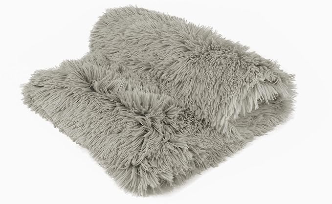 The Dog’s Blanket – Faux Fur Dog Blanket, Silver Grey, Large, 28x42