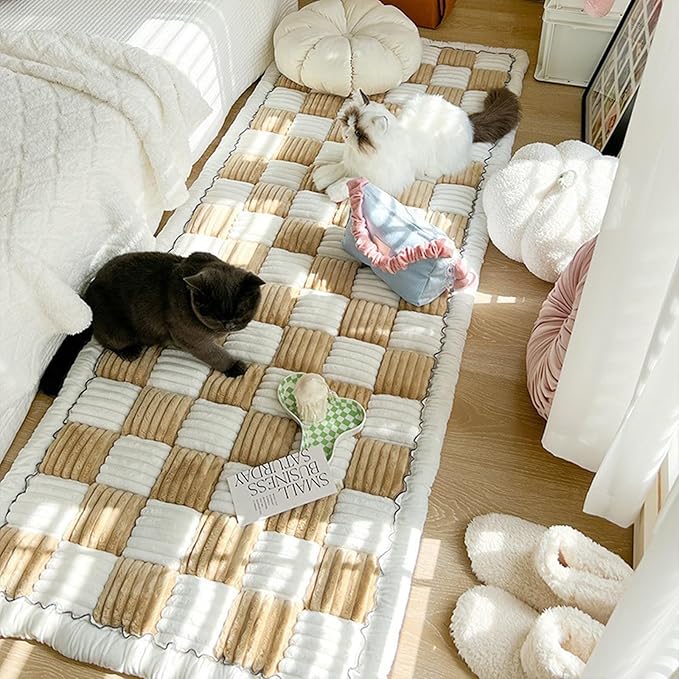 FunnyFuzzy Cream-Coloured Plaid Square Pet Mat Bed Couch Cover, Winter Thickened Dog Bed Cover Pet Blanket Sofa Couch Furniture Protector for Kids Dog Cat(Size:27.6 * 70.9 in,Color:Brown)