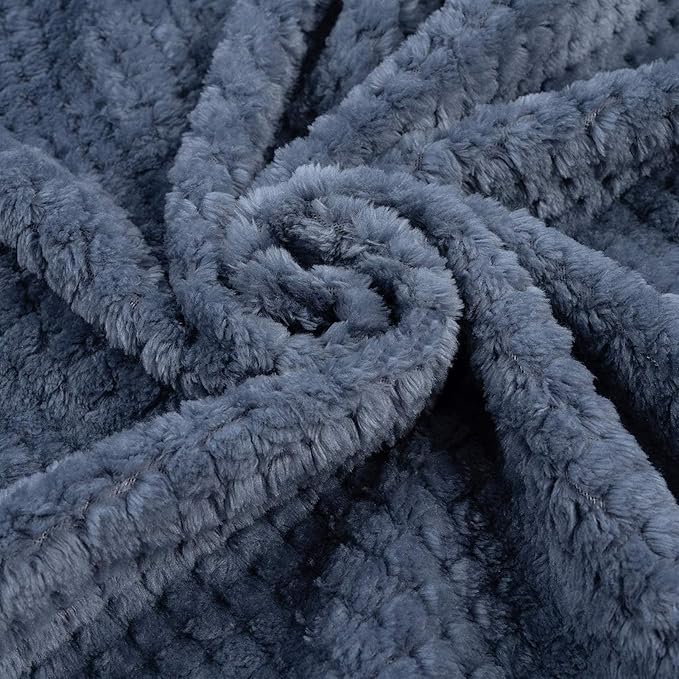 Pet Blanket Warm Soft Dog Blankets Washable Cat Throw Blankets Sofa Bed Couch Furniture Protector Cover for Small Medium Large Dogs Cats, Blue, 63" x 79"