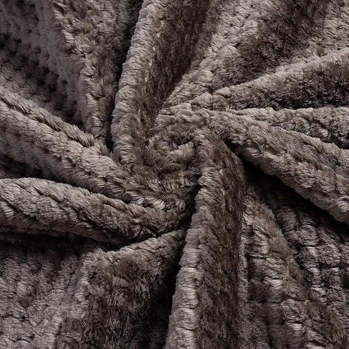Pet Blanket Warm Soft Dog Blankets Washable Cat Throw Blankets Sofa Bed Couch Furniture Protector Cover for Small Medium Large Dogs Cats, Khaki, 31" x 39"