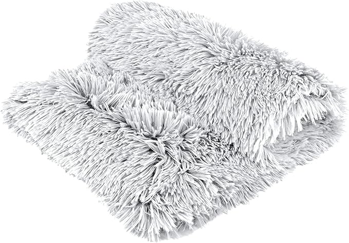 The Dog’s Blanket – Faux Fur Dog Blanket, Ice White, XL, 38x54