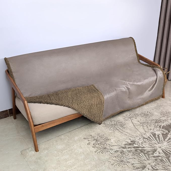 Kritter Planet Waterproof Bed Blanket, Soft and Washable Absorbent Blanket Pad, Leak-Proof Blanket Cover for Couch, Sofa, Bed