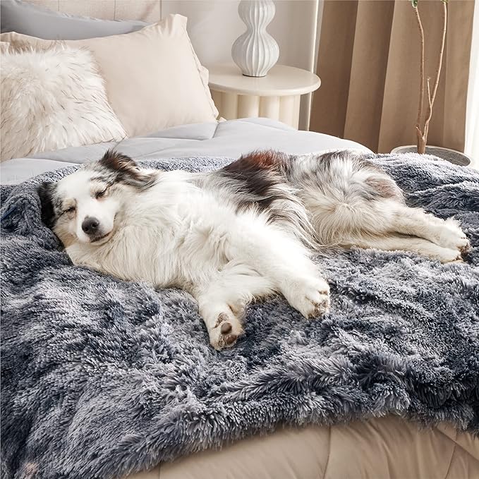 Bedsure Waterproof Dog Blankets for Large Dogs Calming Dog Bed for Extra Large Dogs