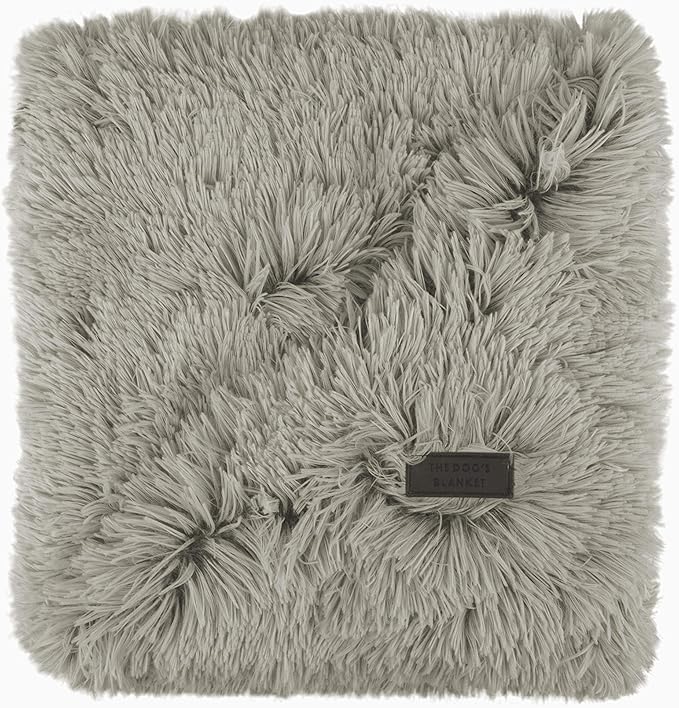 The Dog’s Blanket – Faux Fur Dog Blanket, Silver Grey, Large, 28x42