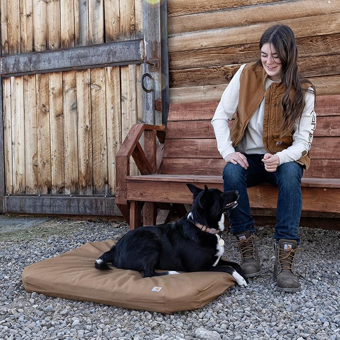 Carhartt Field Dog Bed, Durable Water Repellent Material W/Triple-Stitched Main Seams, Carhartt Brown, Medium