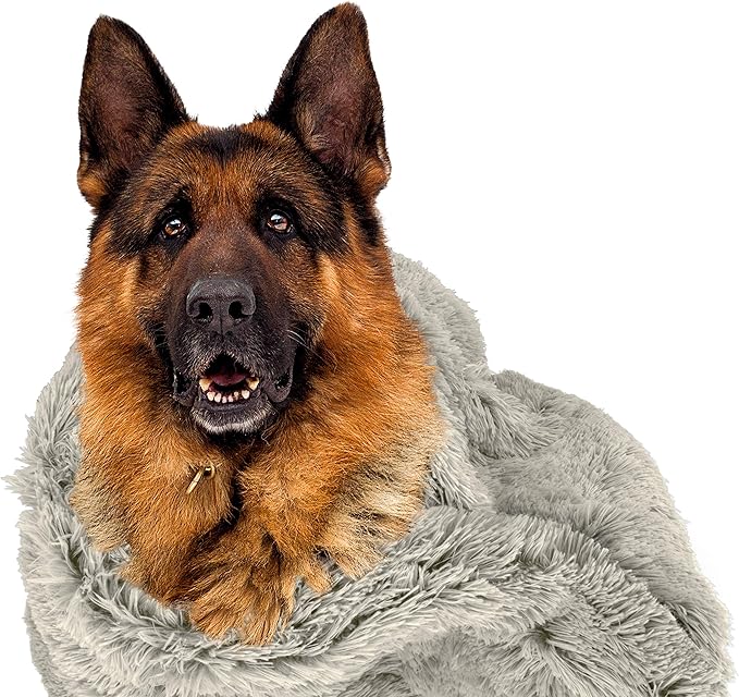 The Dog’s Blanket – Faux Fur Dog Blanket, Silver Grey, XL, 38x54